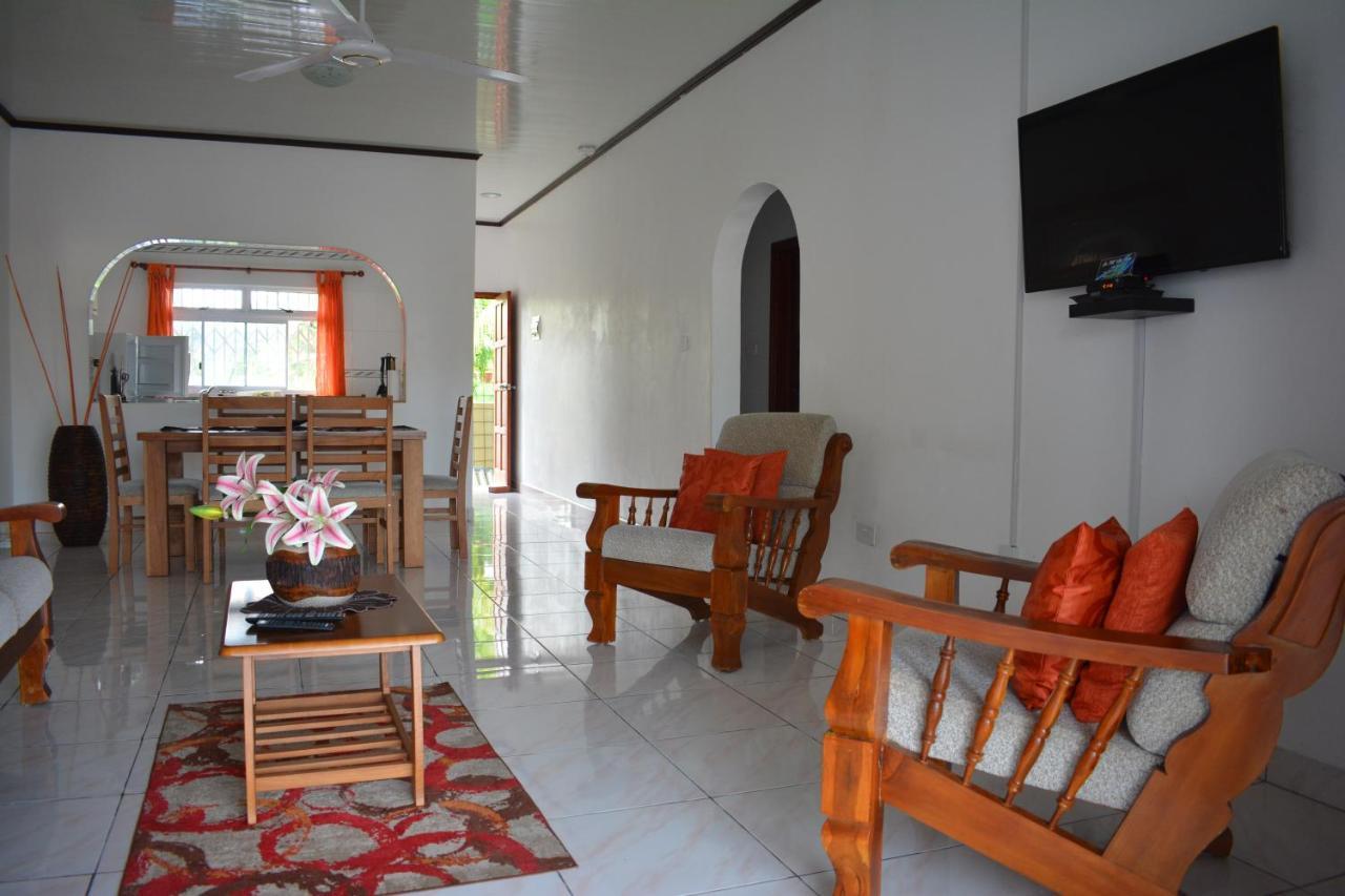 Leo'S Petit Villa Annex Praslin Luaran gambar